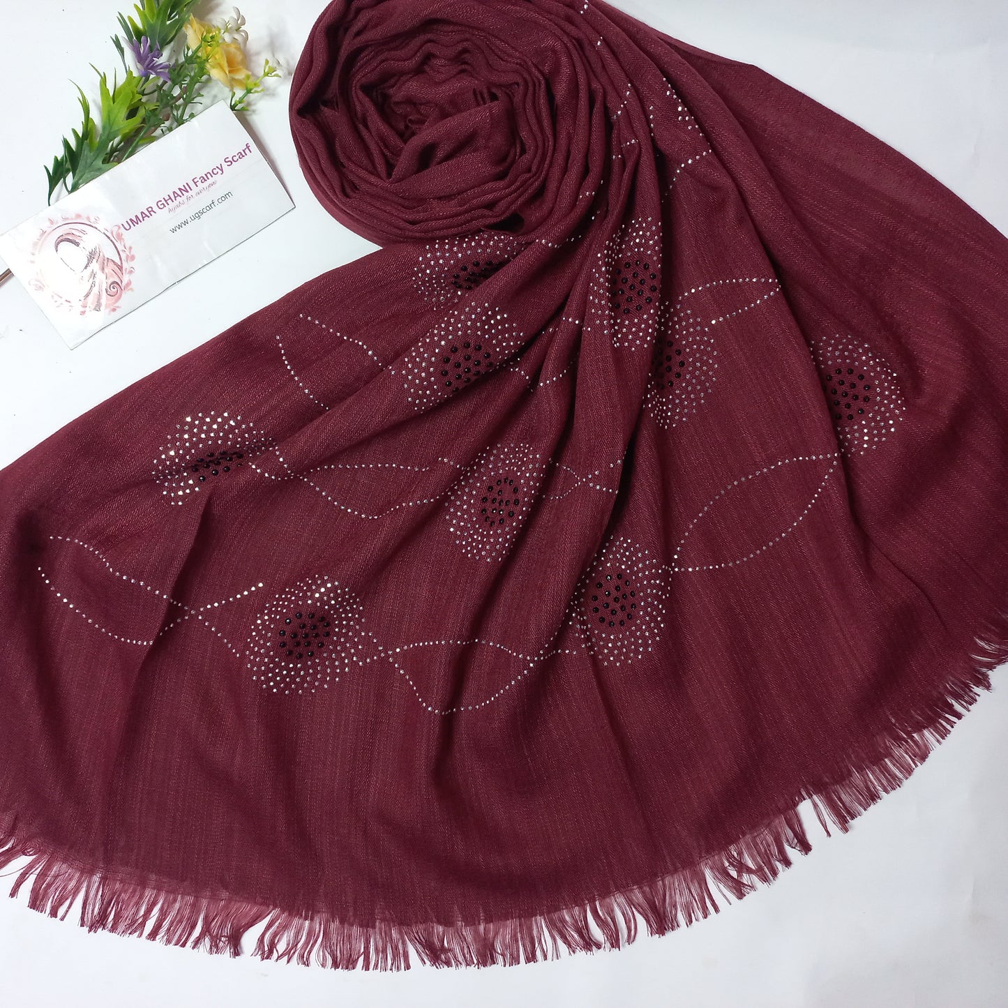 Imported Plain Cashmere slub Lawn Nag Pallu Hijab Scarf