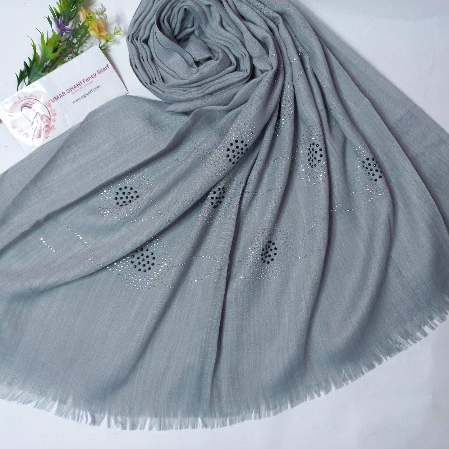 Imported Plain Cashmere slub Lawn Nag Pallu Hijab Scarf